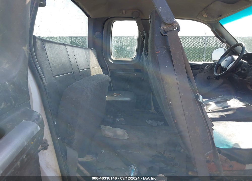 2002 FORD F-150 LARIAT/XL/XLT VIN: 1FTRX17W62NB74910