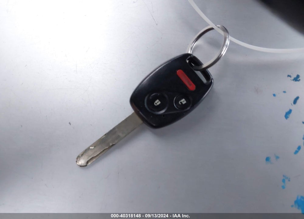 2006 HONDA PILOT EX-L VIN: 5FNYF28646B046396