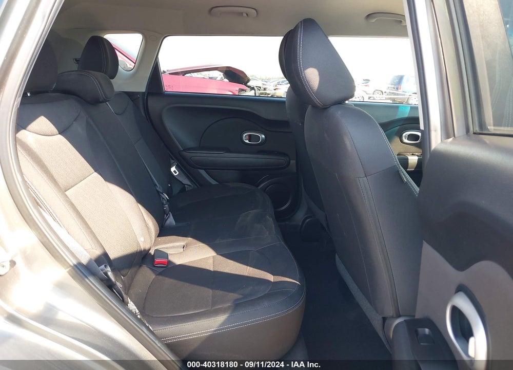 2015 KIA SOUL VIN: KNDJN2A28F7231682