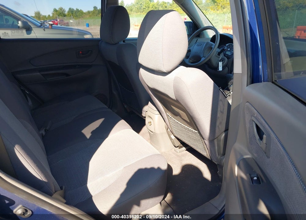 2007 HYUNDAI TUCSON GLS VIN: KM8JM12B37U635337