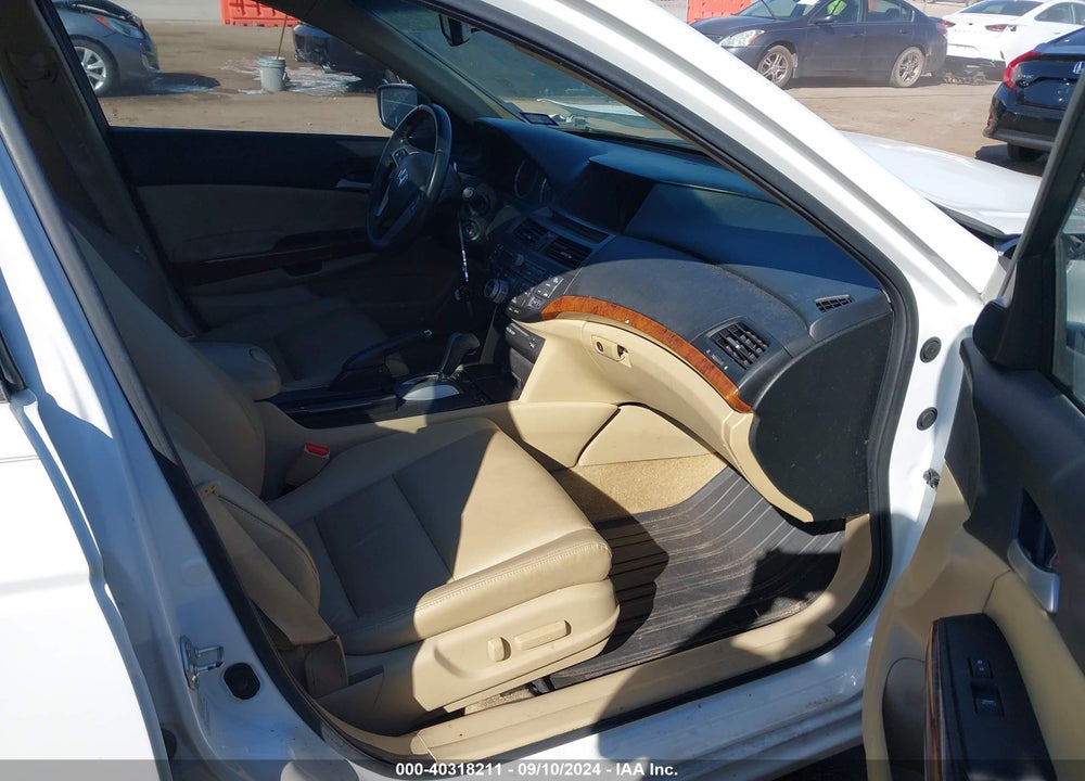 2012 HONDA ACCORD 2.4 EX-L VIN: 1HGCP2F81CA004768