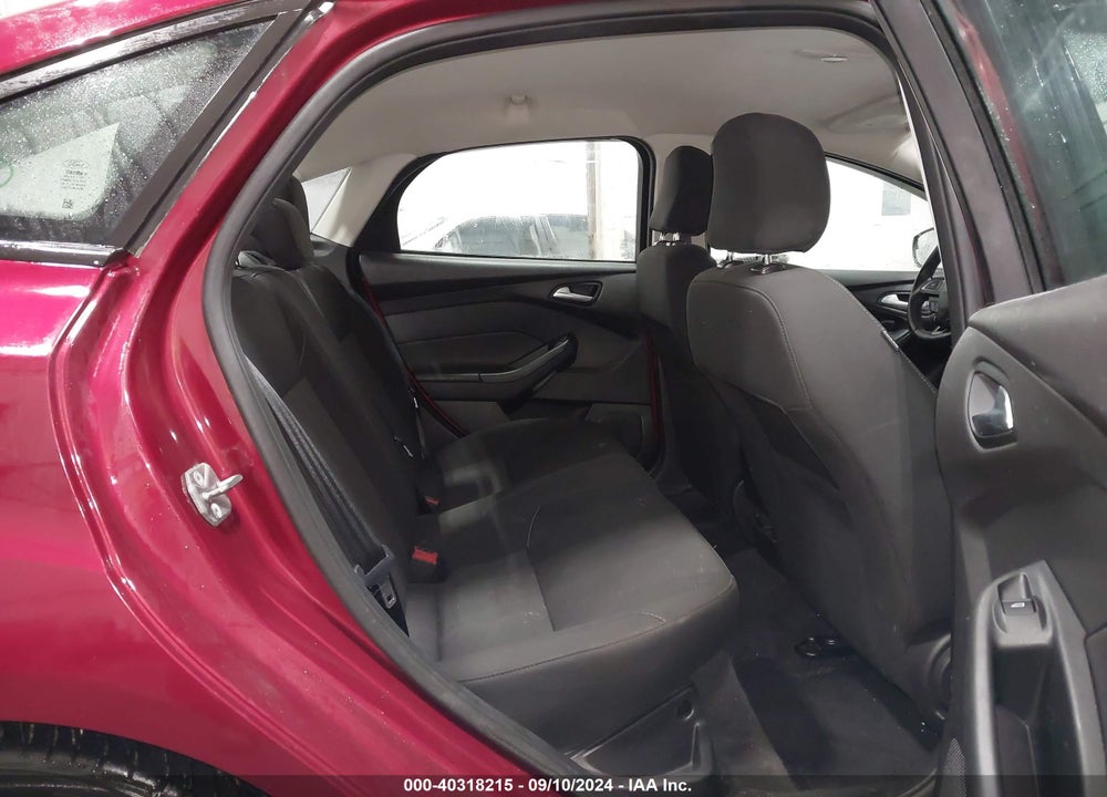 2017 FORD FOCUS SE VIN: 1FADP3F20HL344743