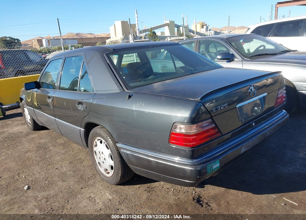 1994 MERCEDES-BENZ E 320 VIN: WDBEA32E3RC061771