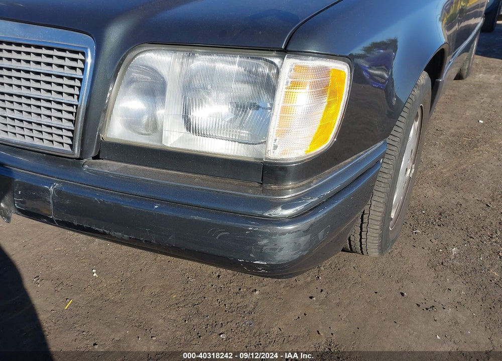 1994 MERCEDES-BENZ E 320 VIN: WDBEA32E3RC061771
