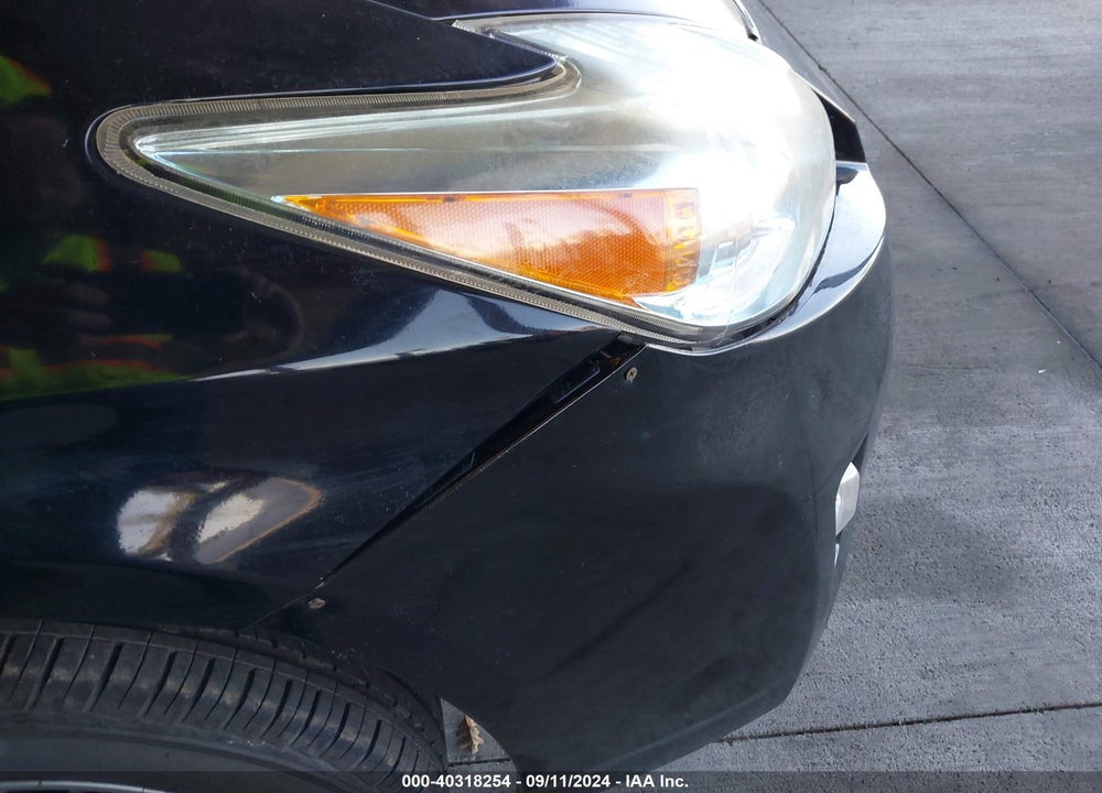 2011 TOYOTA PRIUS TWO VIN: JTDKN3DU2B1419666