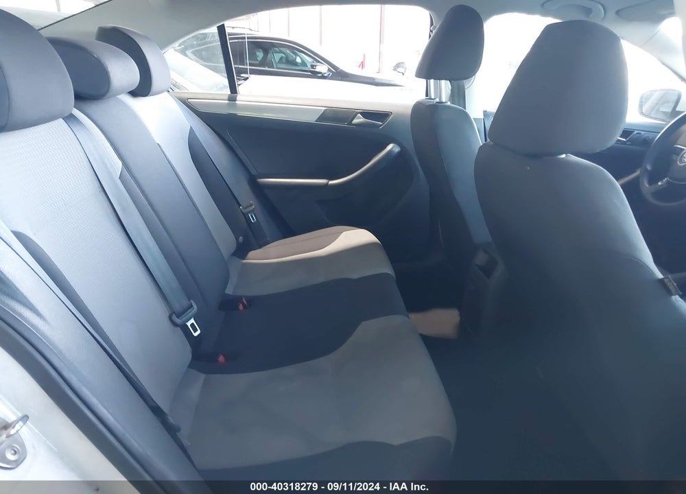 2017 VOLKSWAGEN JETTA 1.4T S VIN: 3VW2B7AJ4HM209525