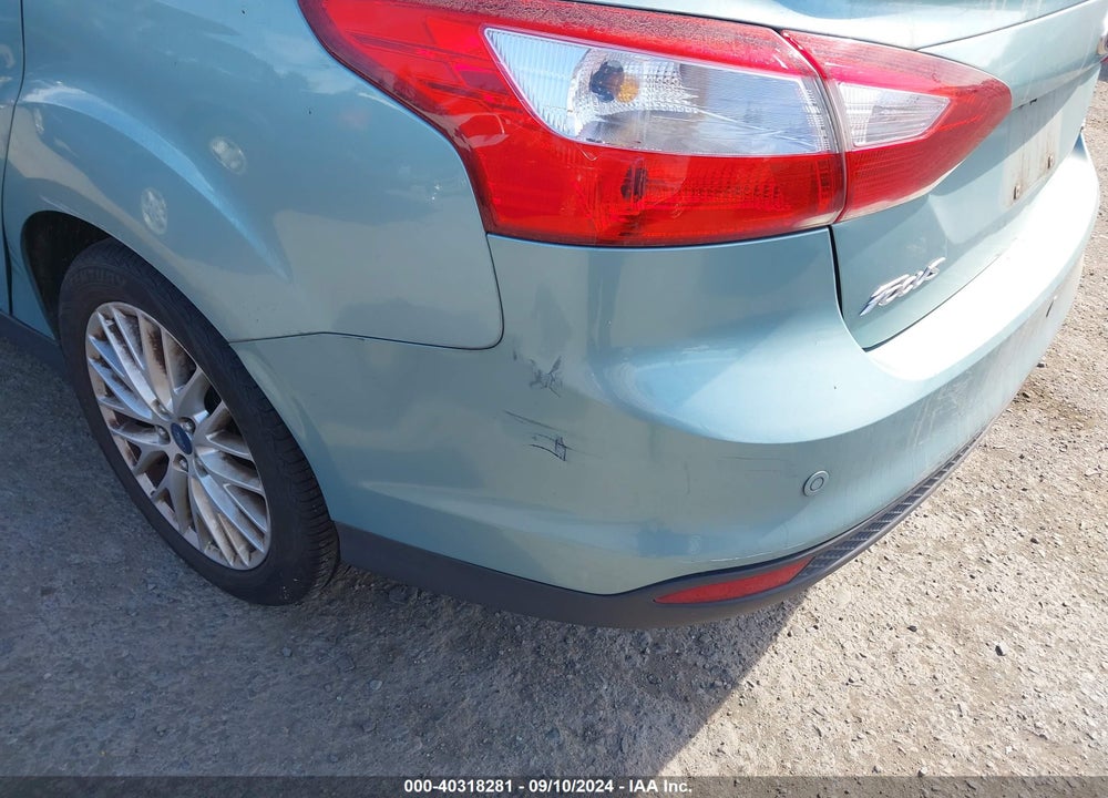 2012 FORD FOCUS SEL VIN: 1FAHP3H23CL436419
