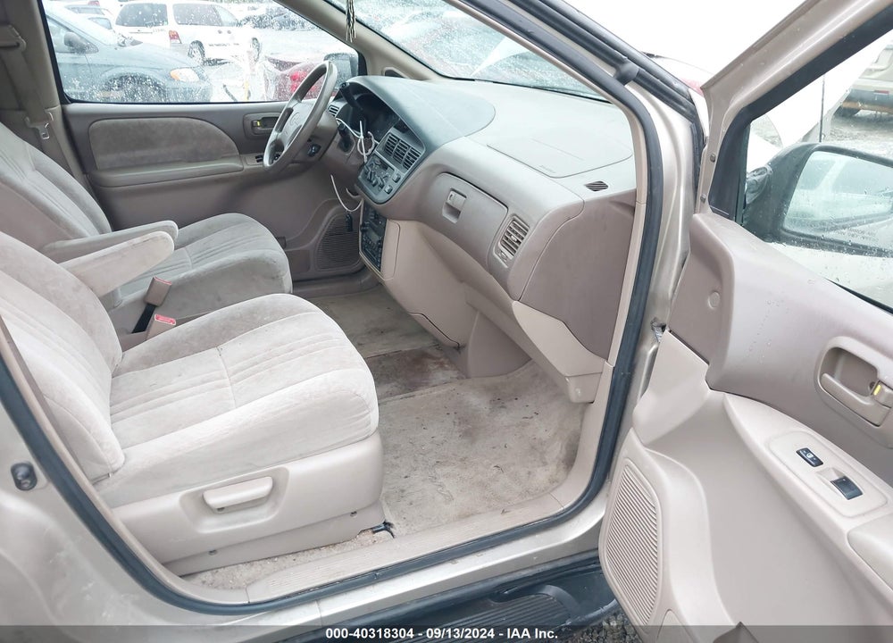 2000 TOYOTA SIENNA LE VIN: 4T3ZF13C6YU280774
