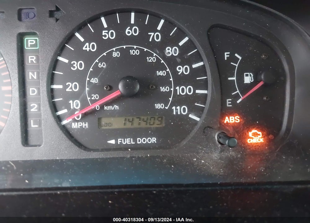 2000 TOYOTA SIENNA LE VIN: 4T3ZF13C6YU280774