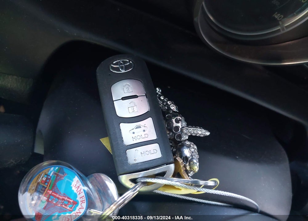 2019 TOYOTA YARIS L VIN: 3MYDLBYV5KY526820