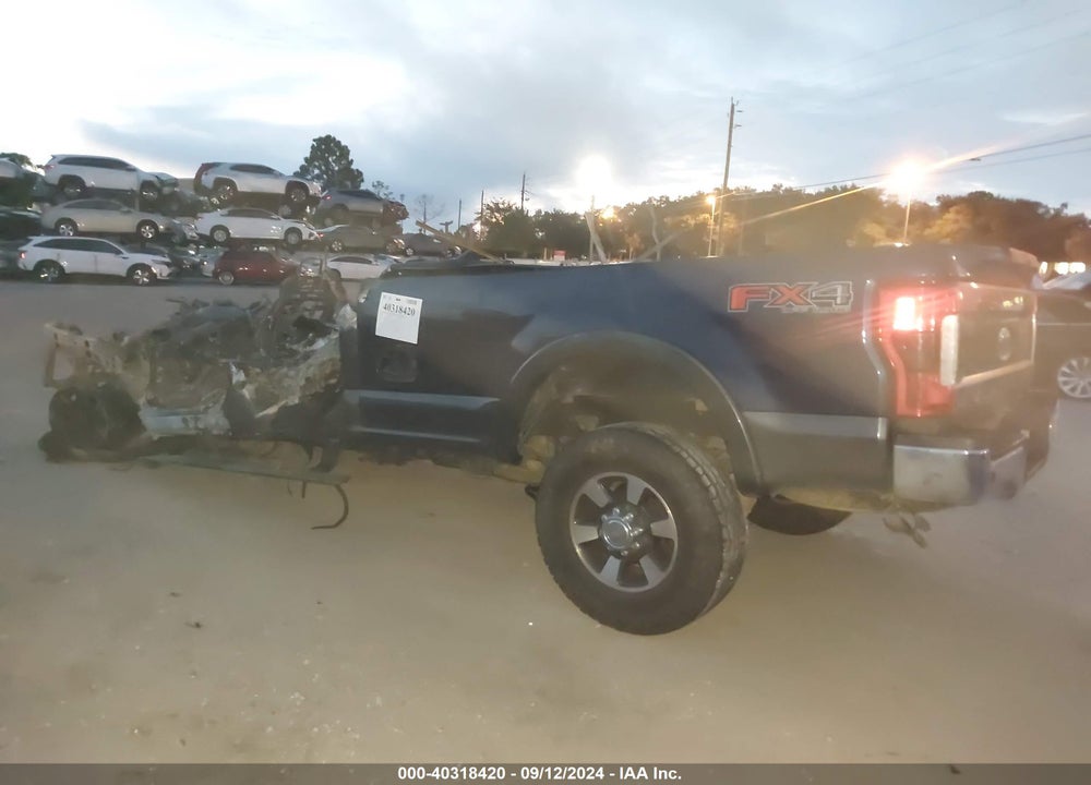 2017 FORD F-350 LARIAT VIN: 1FT8W3BT2HEB16499
