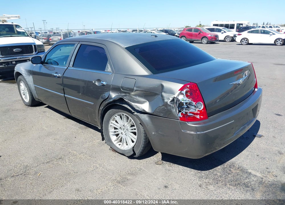 2010 CHRYSLER 300 TOURING/SIGNATURE SERIES/EXECUTIVE SERIES VIN: 2C3CA5CV7AH254143