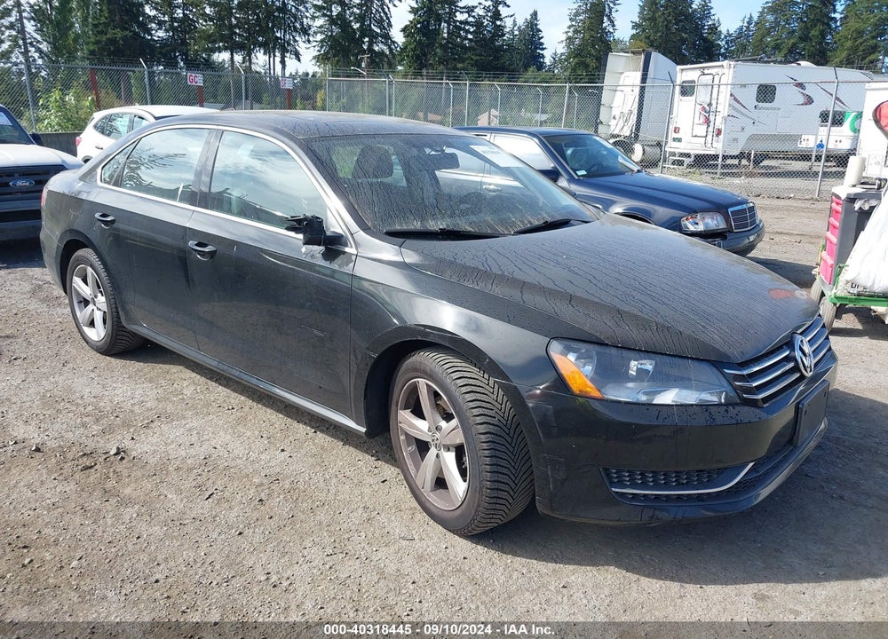 2012 VOLKSWAGEN PASSAT 2.5L SE VIN: 1VWBP7A38CC048450