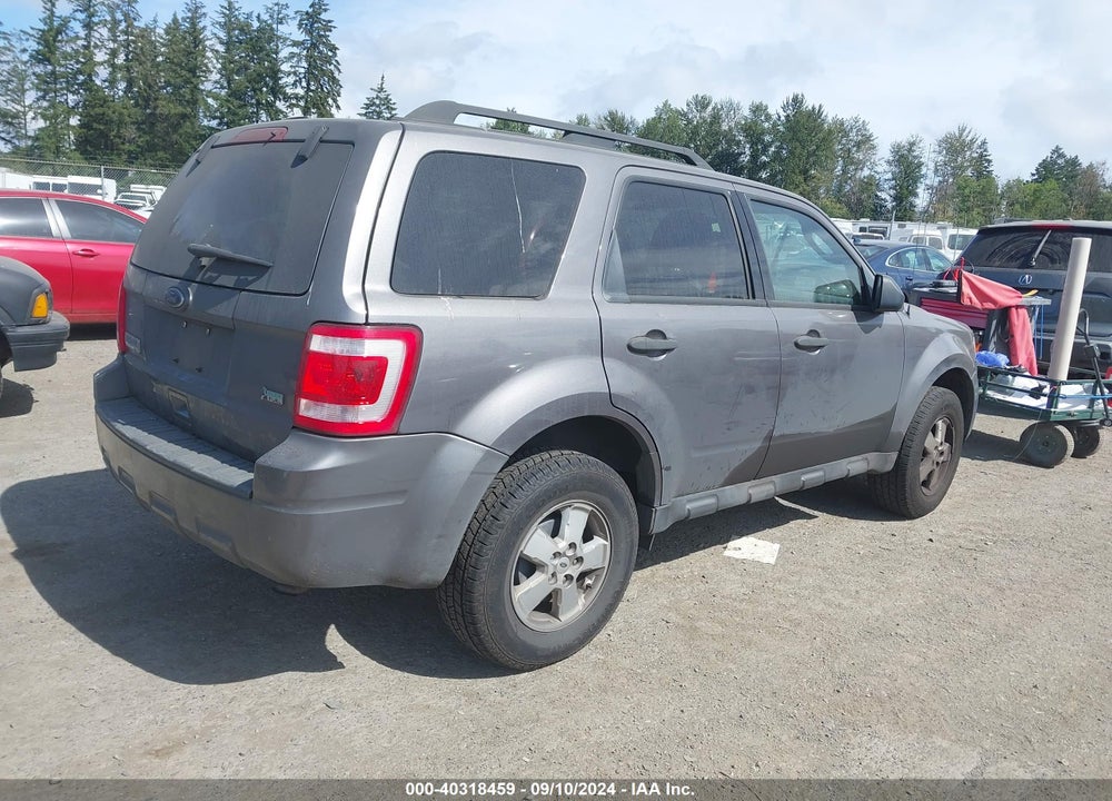 2010 FORD ESCAPE XLT VIN: 1FMCU9DG4AKB50501