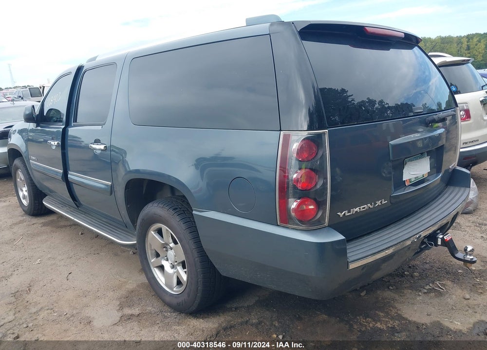 2007 GMC YUKON XL 1500 DENALI VIN: 1GKFK66847J268403