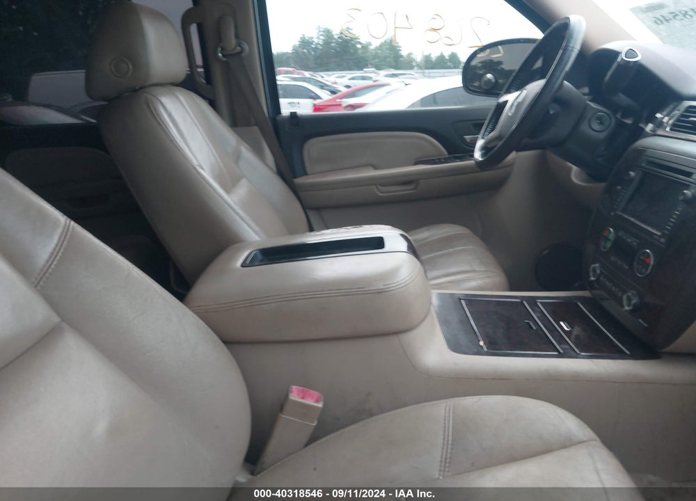 2007 GMC YUKON XL 1500 DENALI VIN: 1GKFK66847J268403