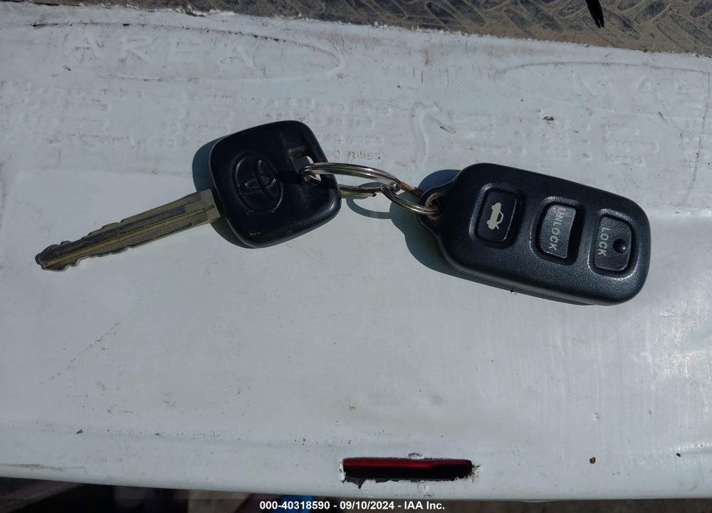 2003 TOYOTA CAMRY LE VIN: JTDBE32K830171626
