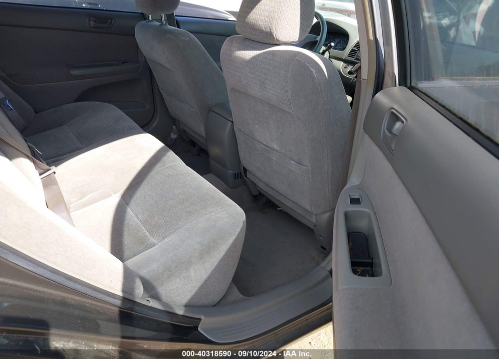 2003 TOYOTA CAMRY LE VIN: JTDBE32K830171626