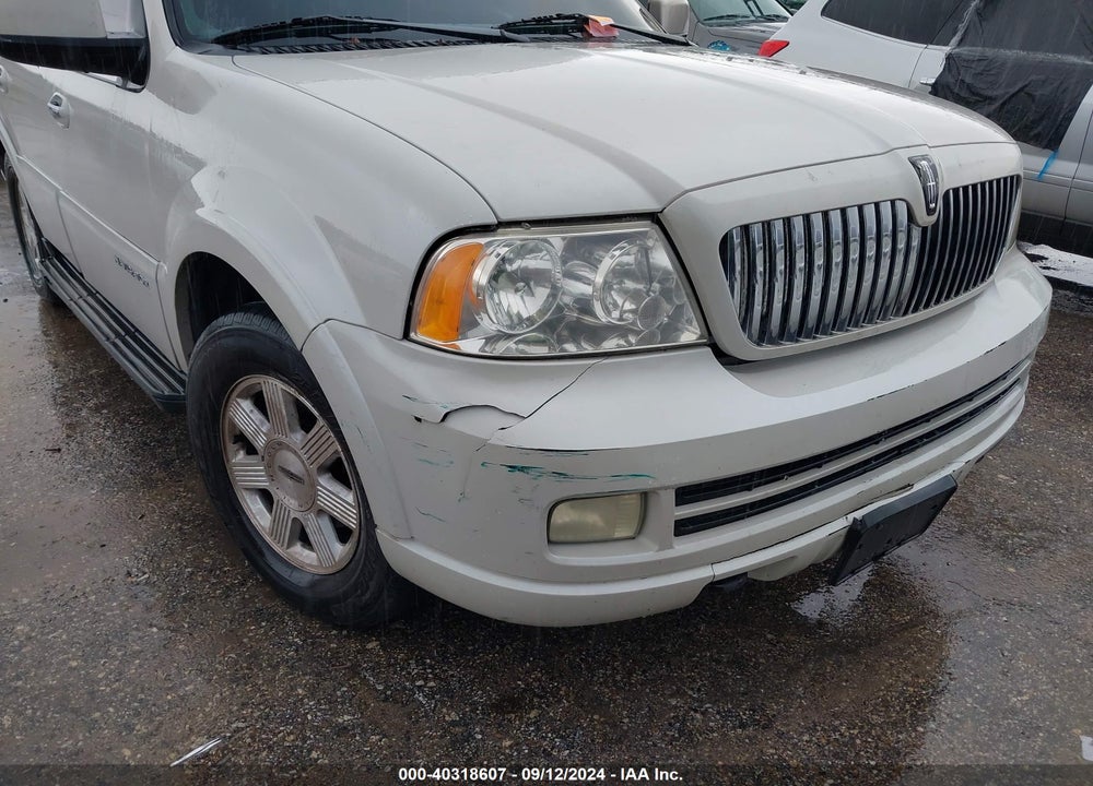 2005 LINCOLN NAVIGATOR VIN: 5LMFU28525LJ20701