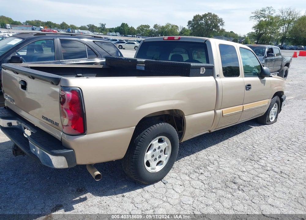 2004 CHEVROLET SILVERADO 1500 LS VIN: 2GCEC19T041172118