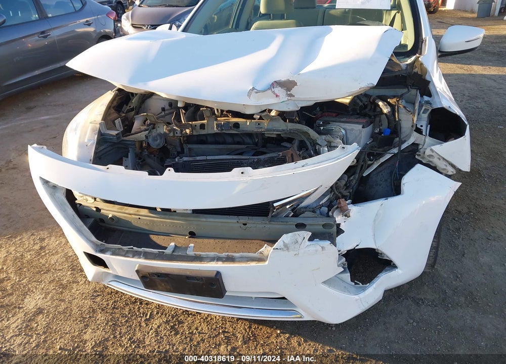 2015 NISSAN VERSA 1.6 SL VIN: 3N1CN7AP1FL802767