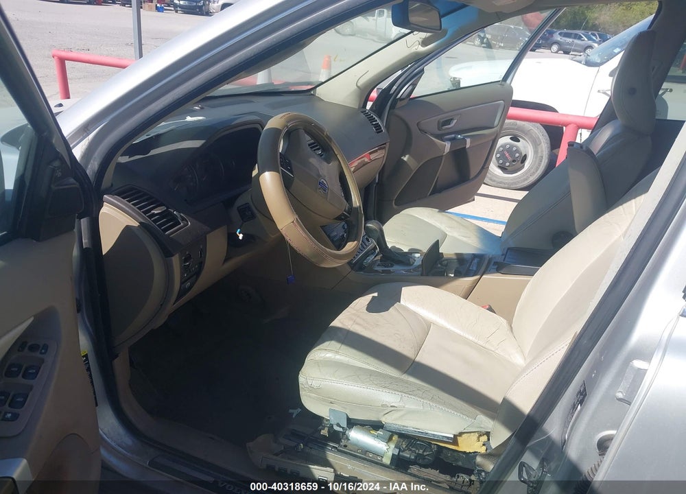 2010 VOLVO XC90 3.2 VIN: YV4982CZ2A1549150