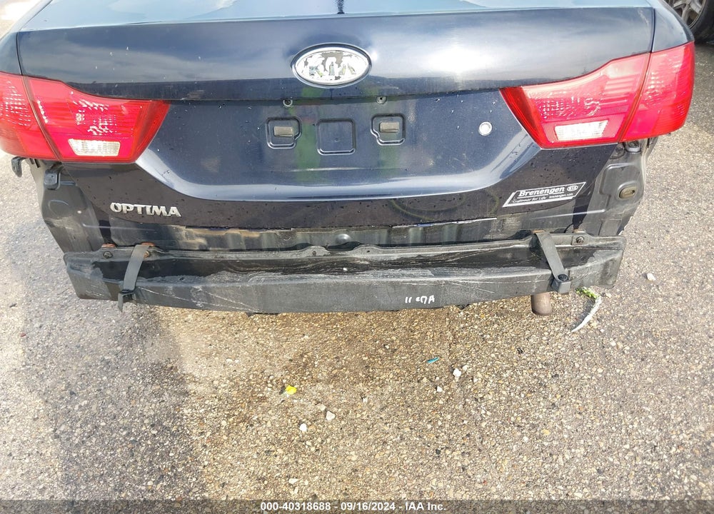 2010 KIA OPTIMA LX VIN: KNAGG4A89A5421707