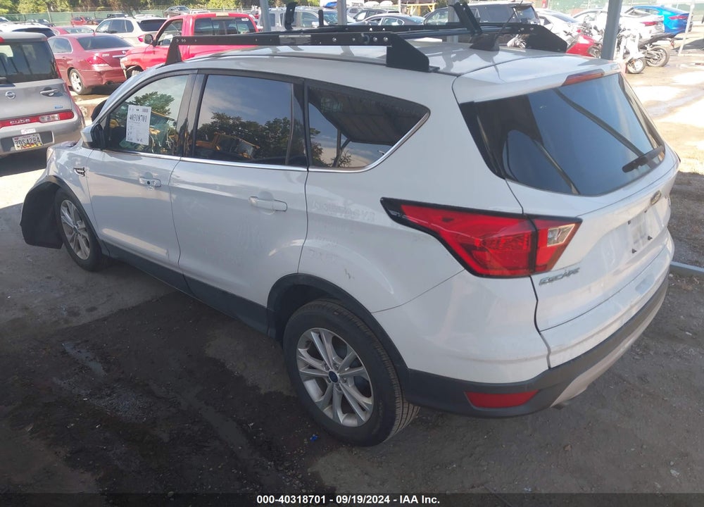 2019 FORD ESCAPE SE VIN: 1FMCU0GDXKUB65345