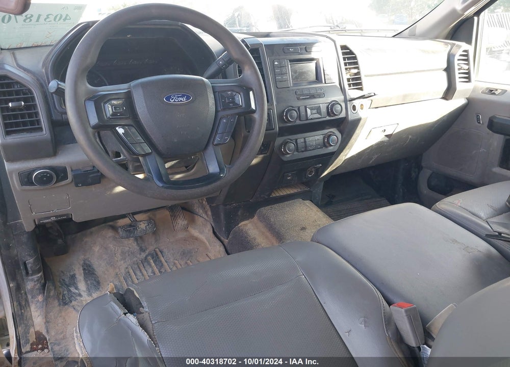 2019 FORD F-350 CHASSIS XL VIN: 1FD8X3H67KEG58344