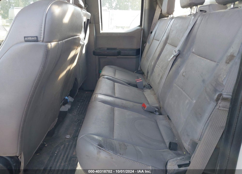 2019 FORD F-350 CHASSIS XL VIN: 1FD8X3H67KEG58344