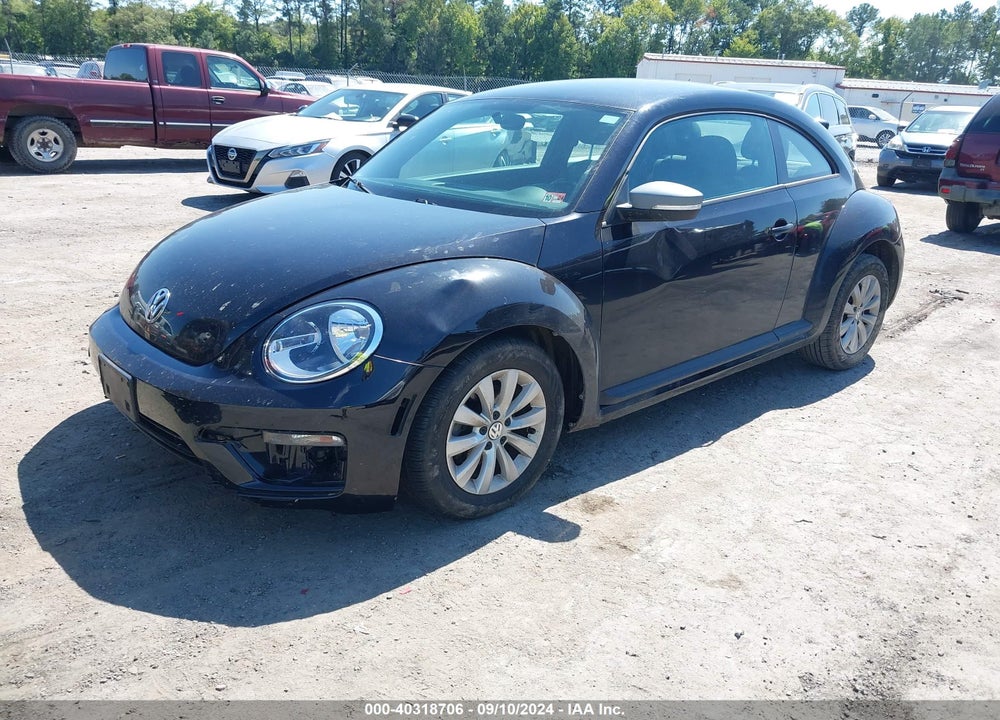2018 VOLKSWAGEN BEETLE 2.0T COAST/2.0T S VIN: 3VWFD7AT7JM717376