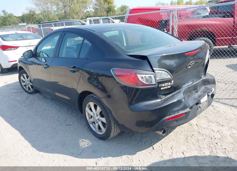 2011 MAZDA 3 I TOURING VIN: JM1BL1VF2B1384671