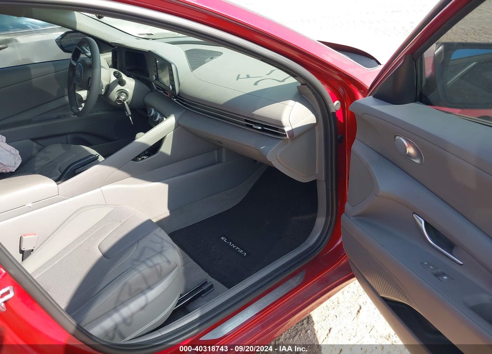 2024 HYUNDAI ELANTRA SE VIN: KMHLL4DG0RU748395