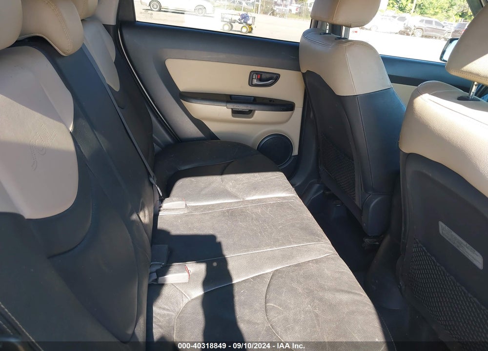 2011 KIA SOUL VIN: KNDJT2A21B7718044