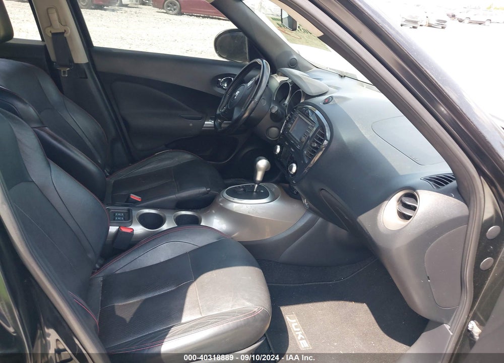 2011 NISSAN JUKE SL VIN: JN8AF5MR8BT022195