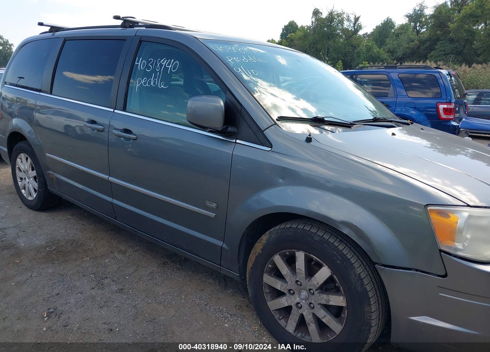 2009 CHRYSLER TOWN & COUNTRY TOURING VIN: 2A8HR54X89R641888