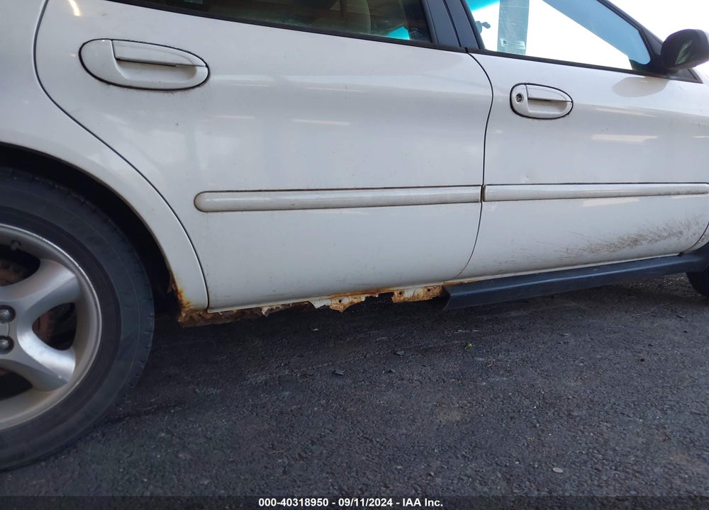 2000 FORD TAURUS SES VIN: 1FAFP5521YG169143