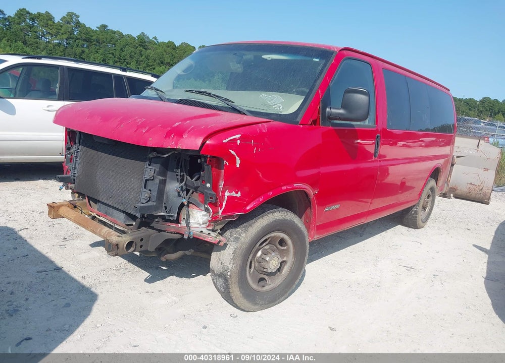 2005 CHEVROLET EXPRESS VIN: 1GAHG35U851260118