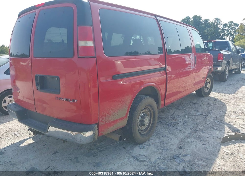 2005 CHEVROLET EXPRESS VIN: 1GAHG35U851260118