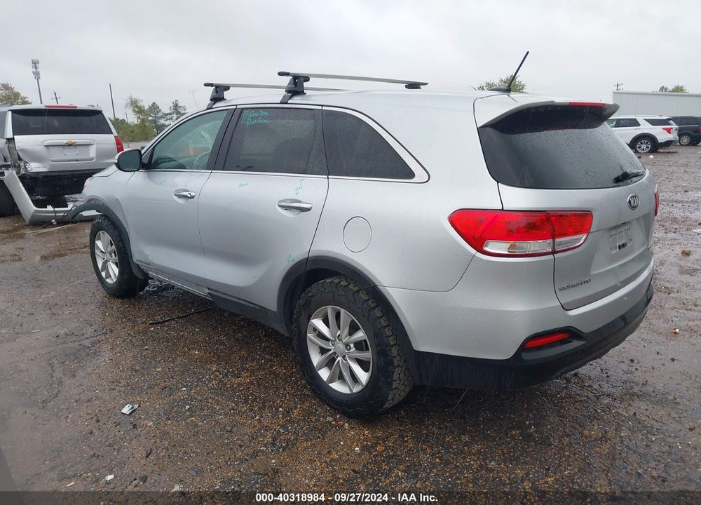 2018 KIA SORENTO 2.4L L VIN: 5XYPG4A37JG378113