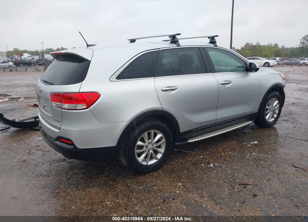 2018 KIA SORENTO 2.4L L VIN: 5XYPG4A37JG378113