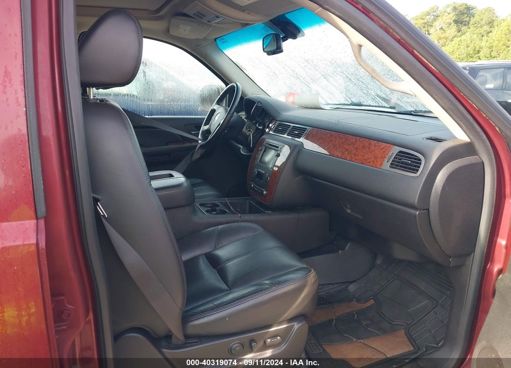 2008 CHEVROLET TAHOE LT VIN: 1GNFK13018J208701
