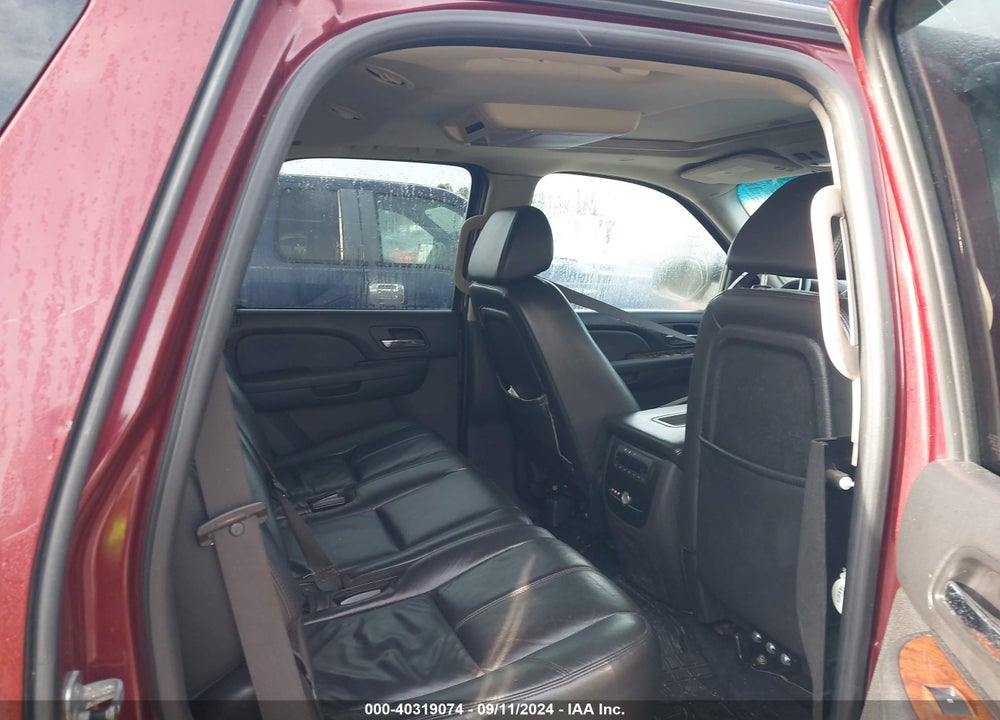 2008 CHEVROLET TAHOE LT VIN: 1GNFK13018J208701