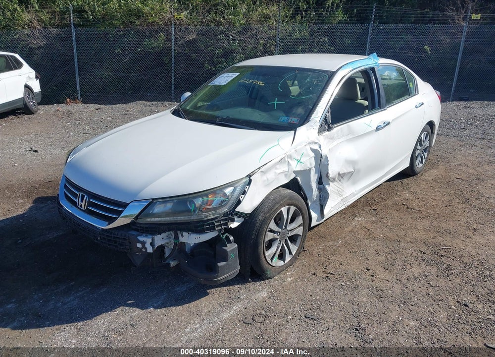 2015 HONDA ACCORD LX VIN: 1HGCR2F31FA228786