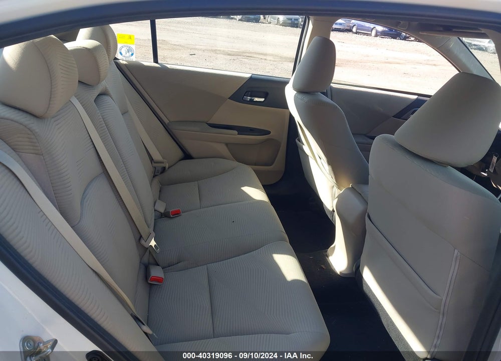 2015 HONDA ACCORD LX VIN: 1HGCR2F31FA228786