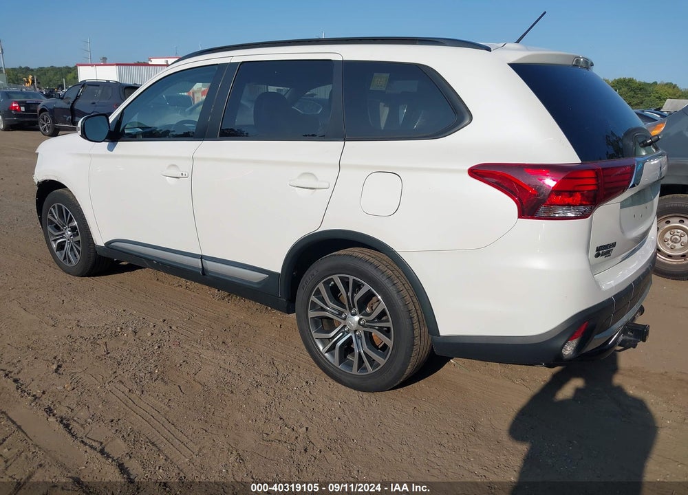 2016 MITSUBISHI OUTLANDER SEL VIN: JA4AZ3A32GZ021484
