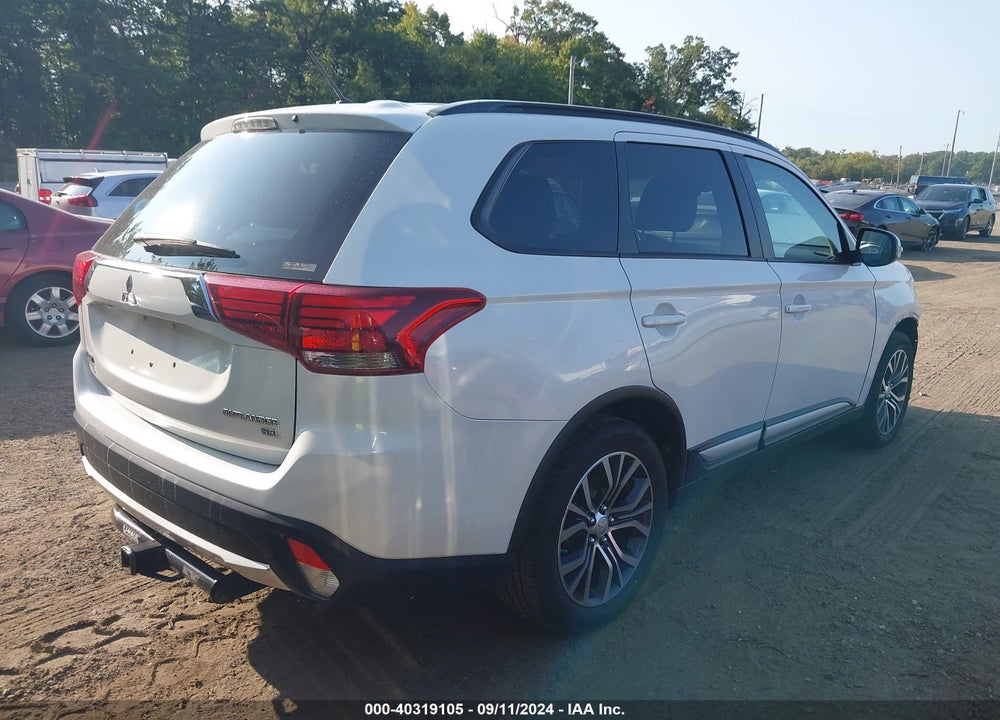 2016 MITSUBISHI OUTLANDER SEL VIN: JA4AZ3A32GZ021484