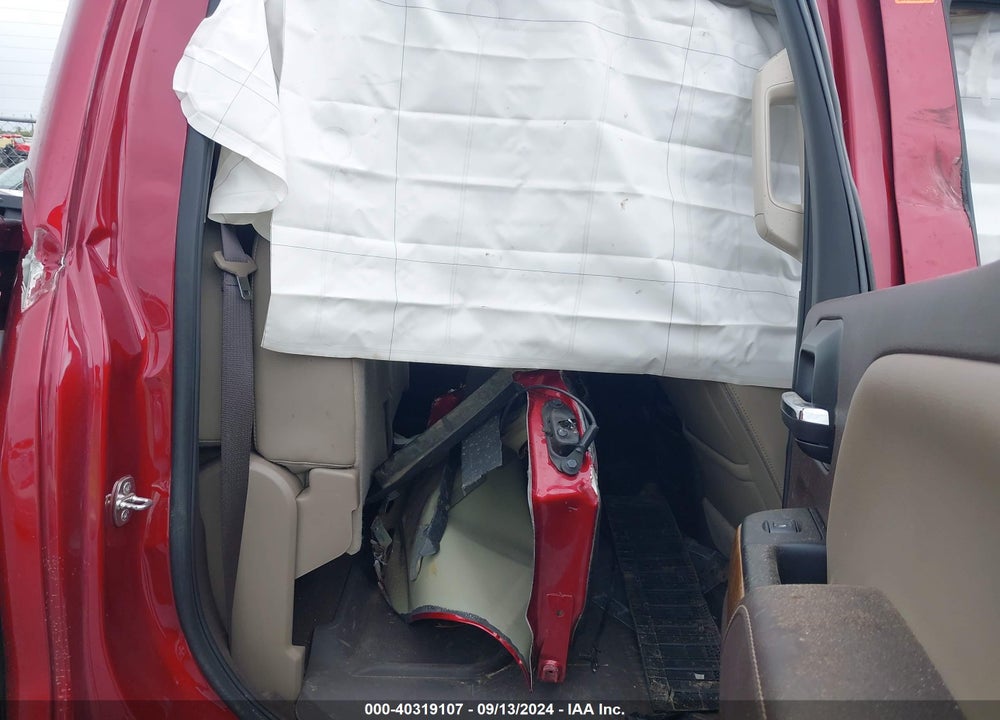 2018 GMC SIERRA 1500 SLT VIN: 3GTU2NEC7JG624581