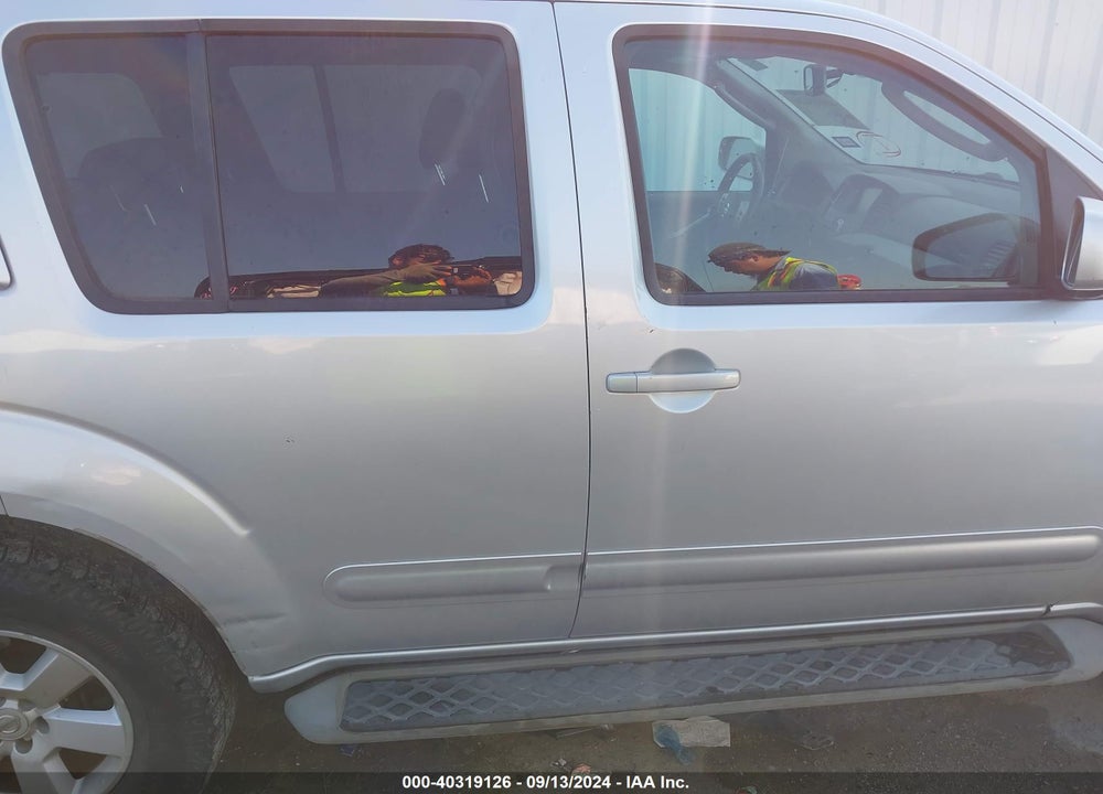 2011 NISSAN PATHFINDER SV VIN: 5N1AR1NN1BC627176