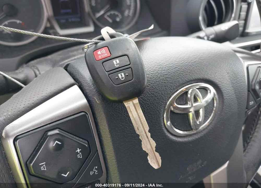 2017 TOYOTA TACOMA SR5 V6 VIN: 3TMAZ5CN4HM043876